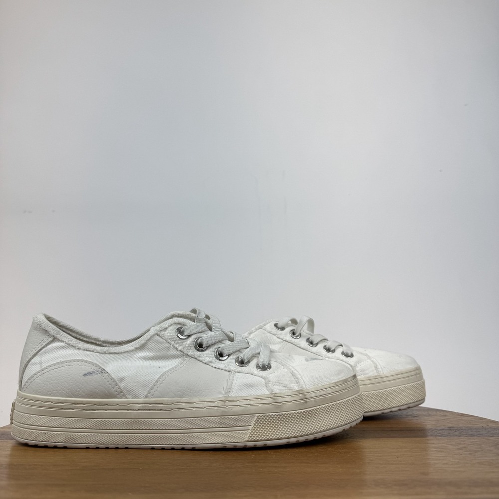 New Womens Blowfish Malibu Super Smile White Patchwork Platfrom Sneakers Size 9‎